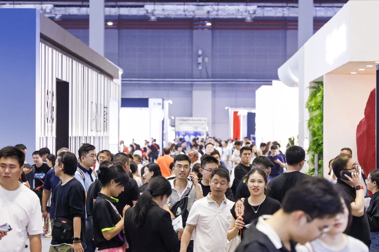 CIFF2025上海国际家具展 | 重新定义“坐”的仪式感